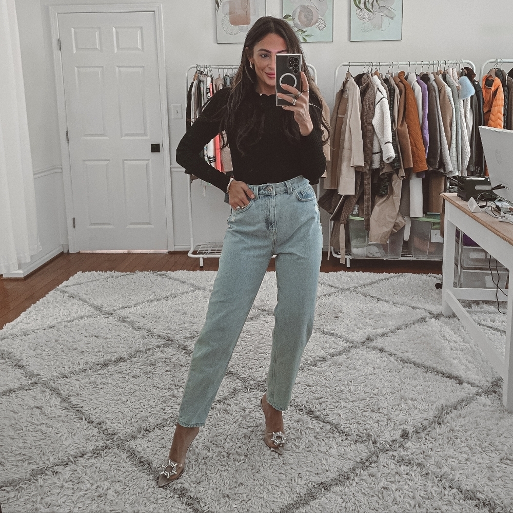 Zara high rise mom straight leg jeans size 2 - Picture 2 of 8